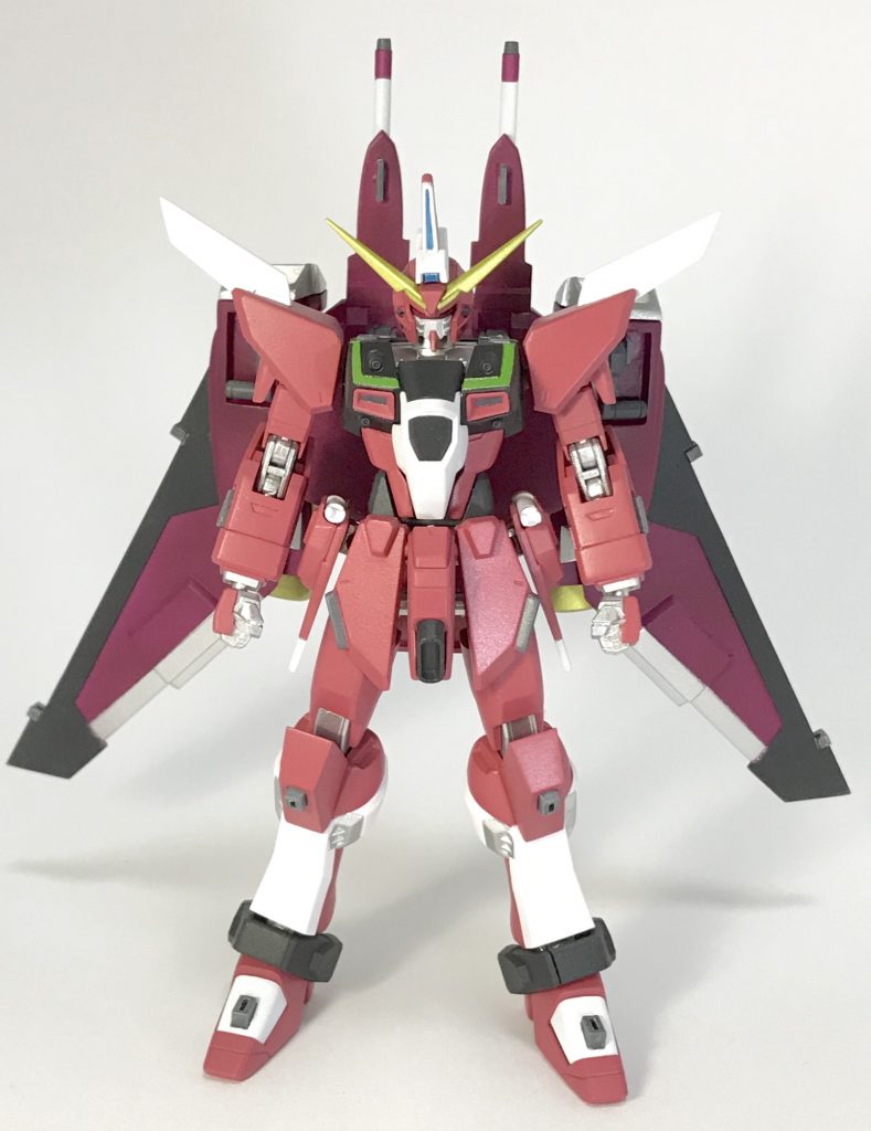 一応正面からも一枚。
ファトゥムと本体のバランスですが、かなり調整難しかったです。
個人的にはうまく行ってるかなと思っています。