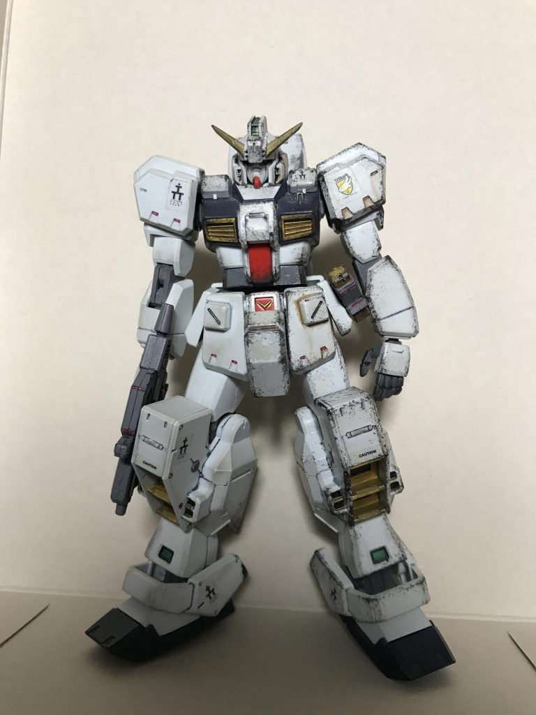 汚し一層目
ガンメタルのスポンジポンポン