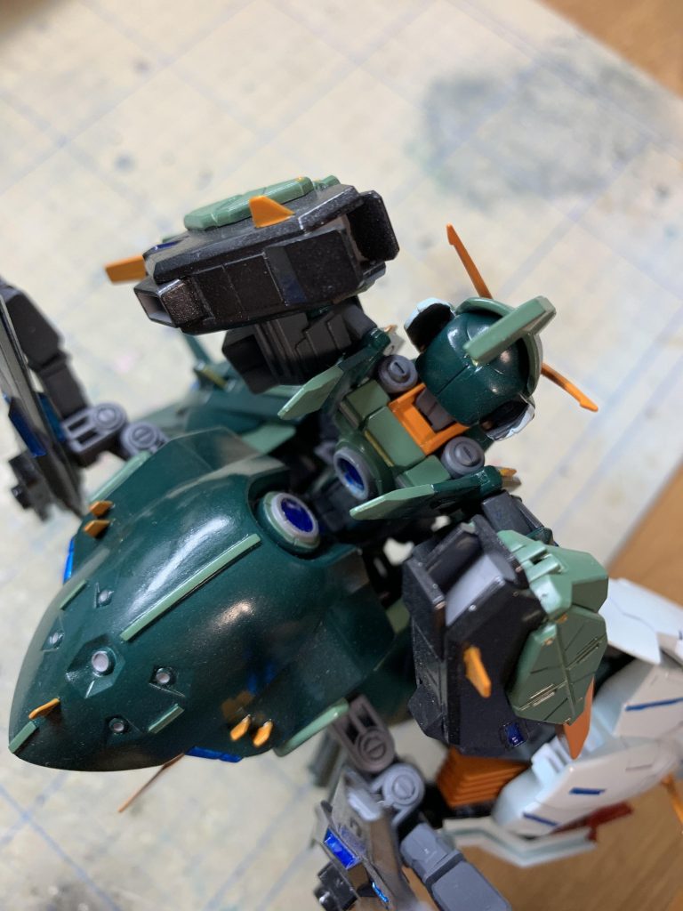 ツインドライブ搭載。コトブキヤのパーツでデッチ上げました。
これホントに役に立つ。コトブキヤアリガトー。