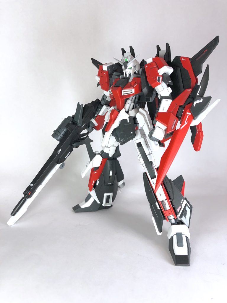 最後にノーマルモードを一枚
全身の筋彫り直しや塗膜摩耗対策など基礎工作をやりつつ、かなり挑戦的な配色や装備を施しましたが手応えあったとおもいます