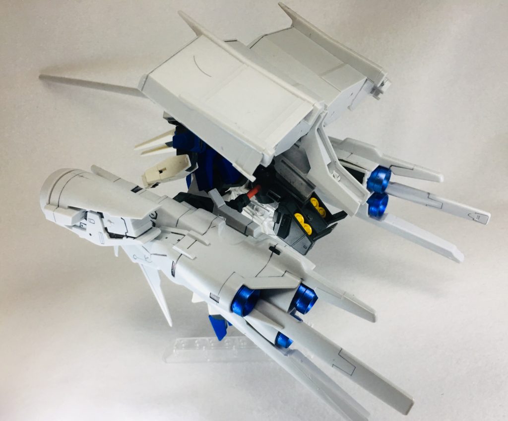 横からー。
デンドロビウムは墨入れとノズルだけ塗装。

割った部分にプラ板貼ろうかなと思いましたが挫折。
不器用すぎる。