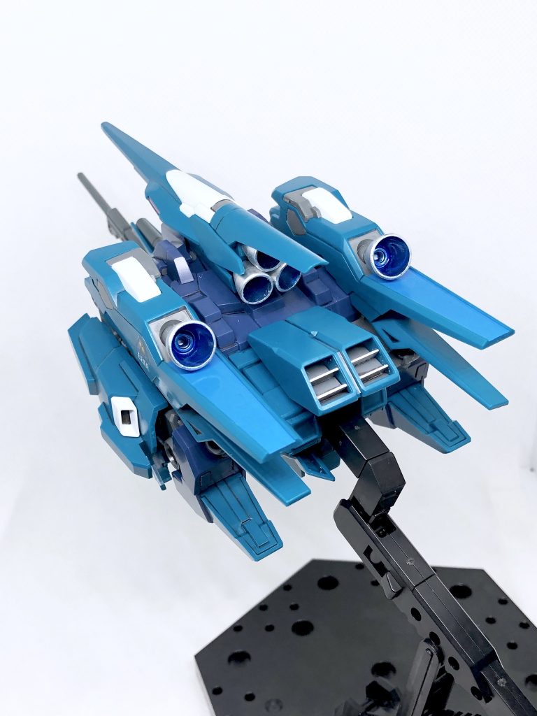 ウェイブライダー形態リアビュー。