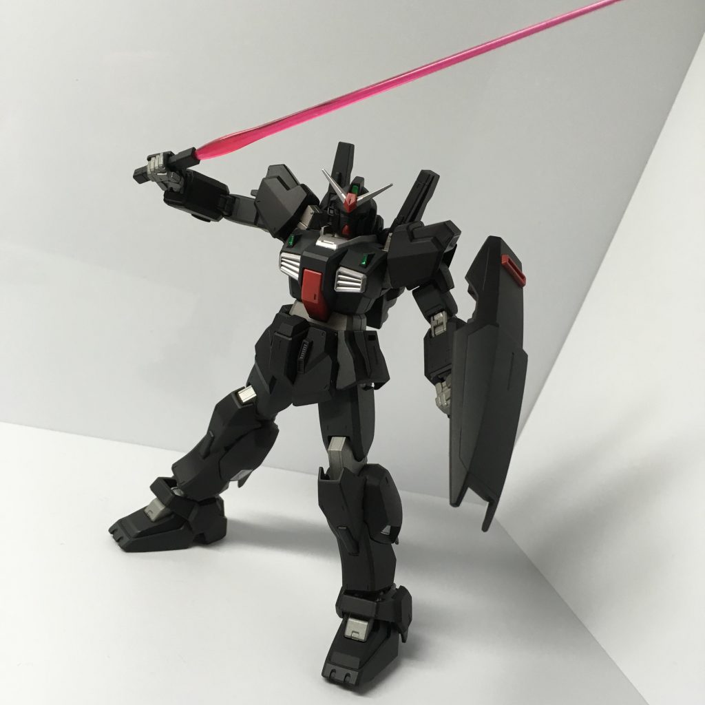 漆黒のガンダム–6枚目/制作者：ﾎｯﾎｩ