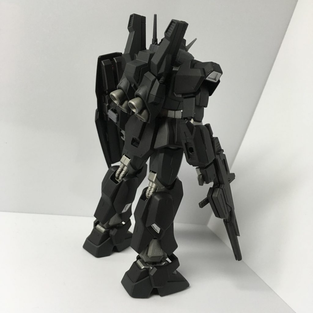 漆黒のガンダム–4枚目/制作者：ﾎｯﾎｩ