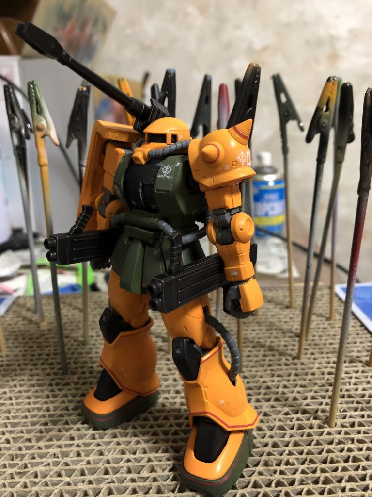 武装塗装&マーキングシール貼り付け後。
水転写デカールよりは準備は簡単だけどかかる時間ではこっちの方が多いかも。