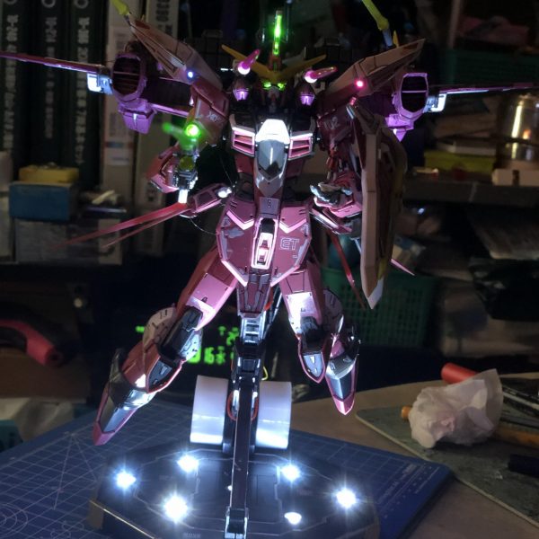 LED組み込みました。