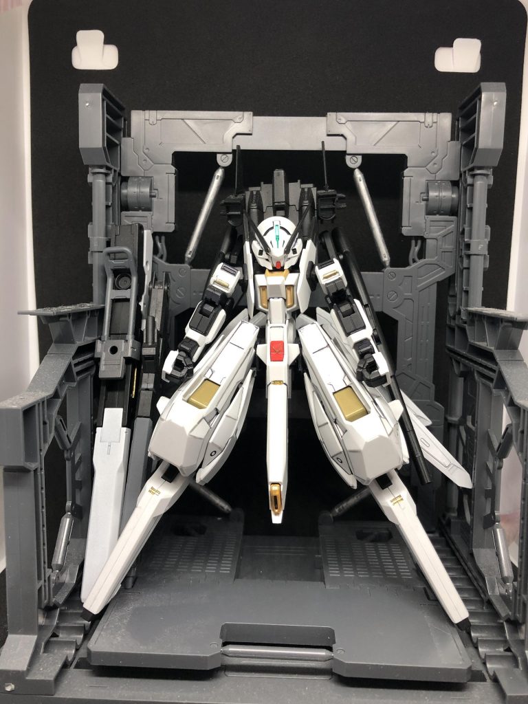 正面
TR-6は個人的に正面ショットがお気に入り!