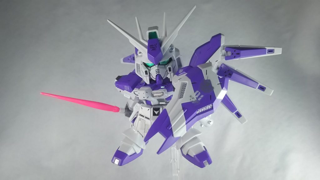 ビーム・サーベル
このカラーなら青じゃなくてピンクで塗ろう!と思って蛍光ピンクで塗りました。
随分前にHGハイペリオンのビームナイフの塗装で使ったっきりだったんですが
ほんといい色出してくれますよね