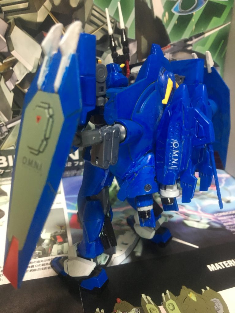 バックパックについては、出来るだけ、フォビドゥンブルー、フォビドゥンヴォーテクス、ディープフォビドゥンに近づけるために、
ビルダーズパーツのバーニア03から丸形基部(大)、バーニアジョイント(大)
マリン01からジェットパック、ファンAを仕様しました。