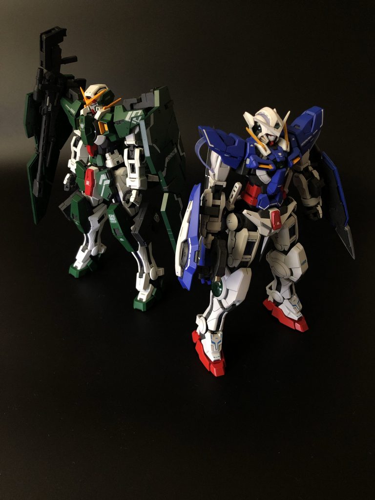 エクシアと。
個人的に00シリーズ 特に劇場版が好きなのでもっとMGで出てきてほしいです！