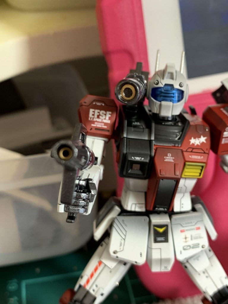 キャノンとスプレーガンの中にもそれっぽく( ^ω^ )