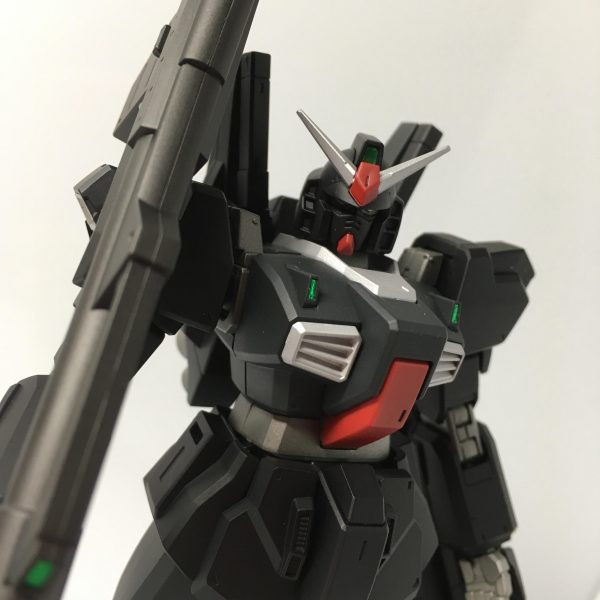 漆黒のガンダム