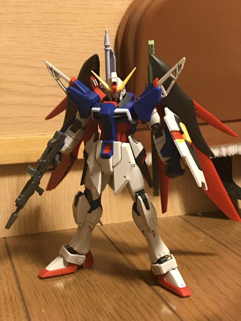 正面。つや消しを吹くだけでなかなか雰囲気が変わるのでいいですね。