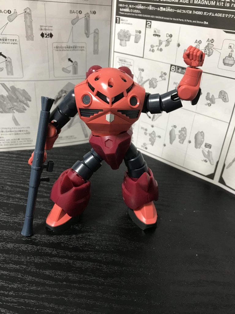 余ったパーツをくっつければ、
ザゴックが出来ます。