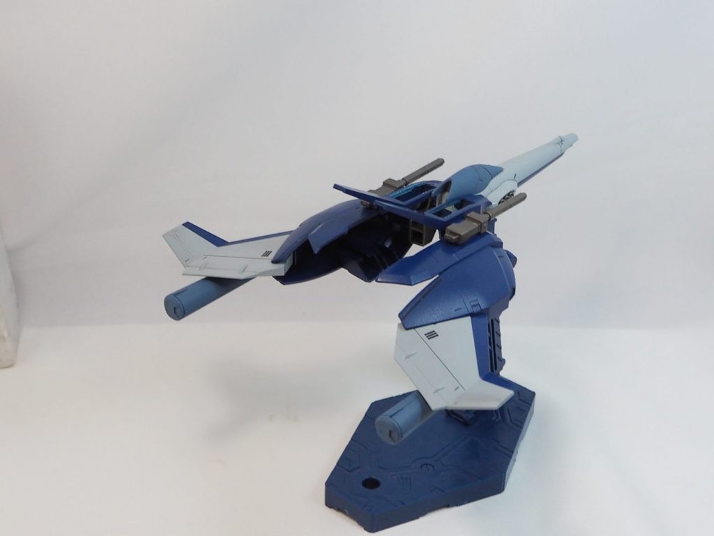 スペースファイター形態にすると塗装剥げそうなので単体です