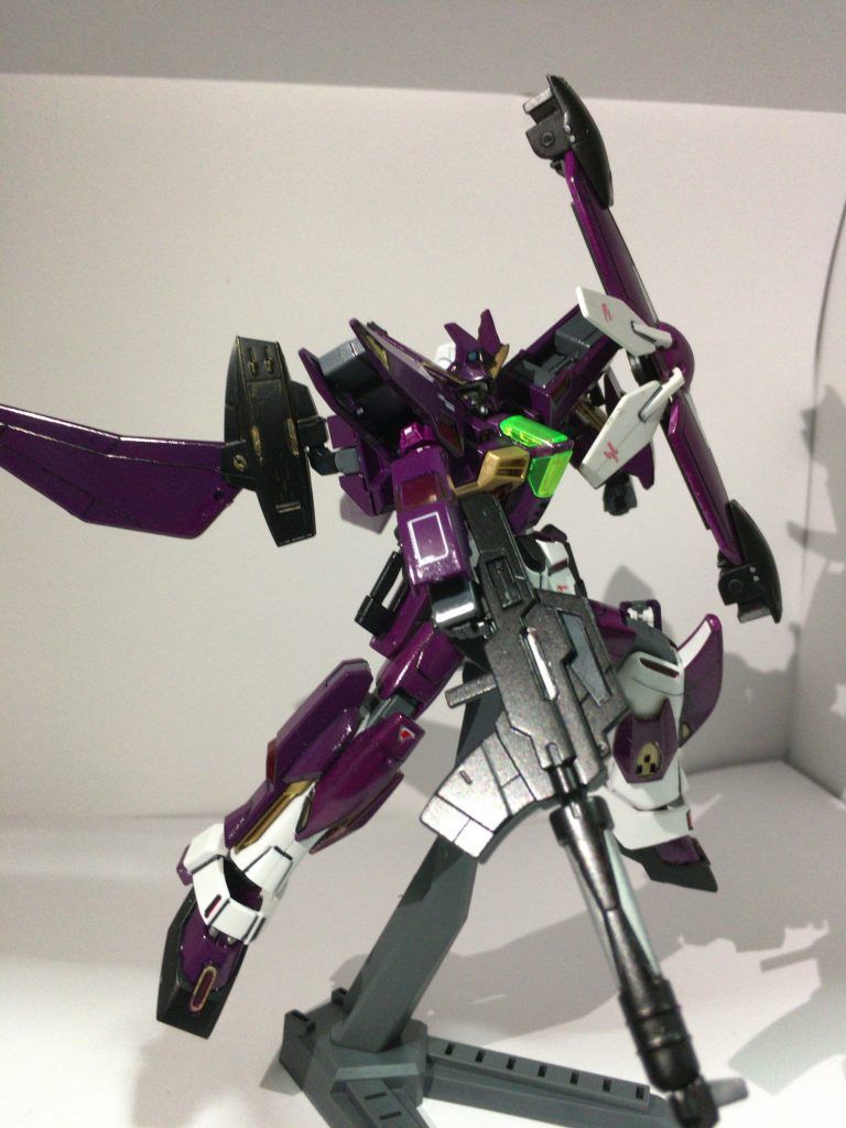 GUNDAM CROSS X–3枚目/制作者：hide