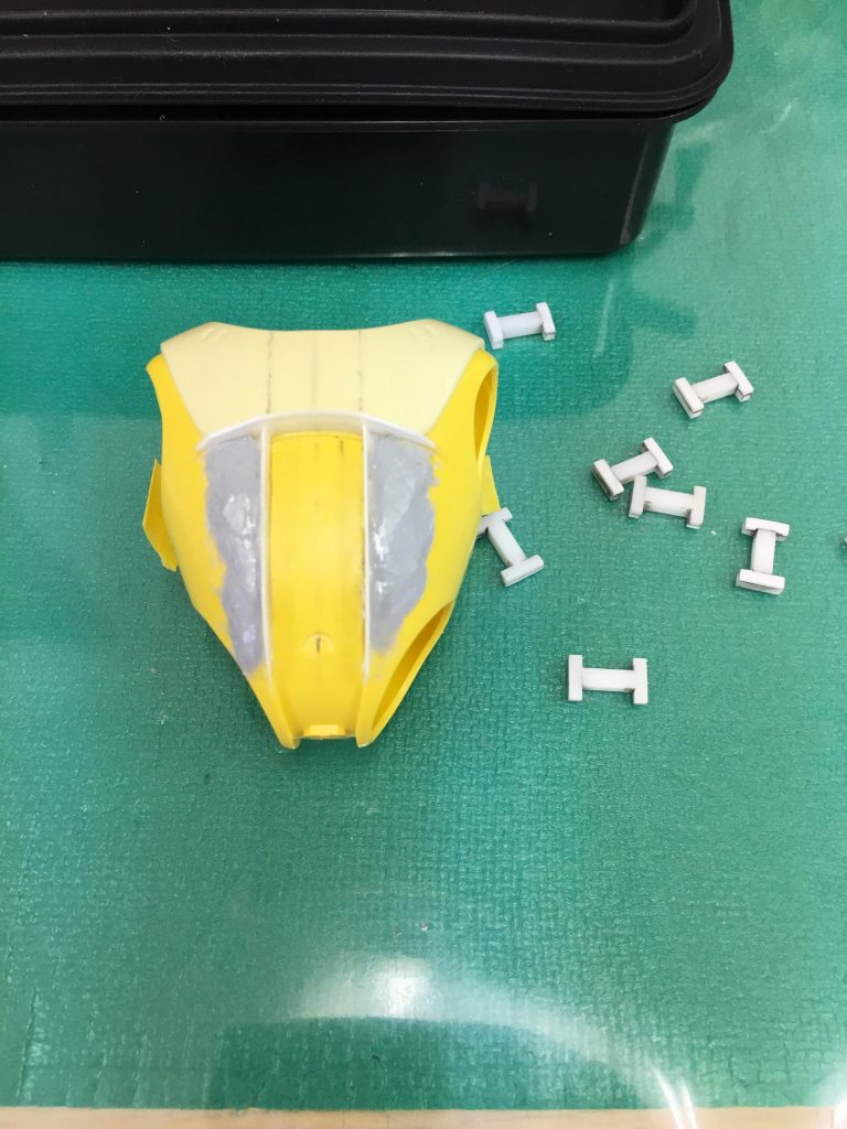 時計のベルト部品は、たくさん作らないといけなかったので、大変でした。
