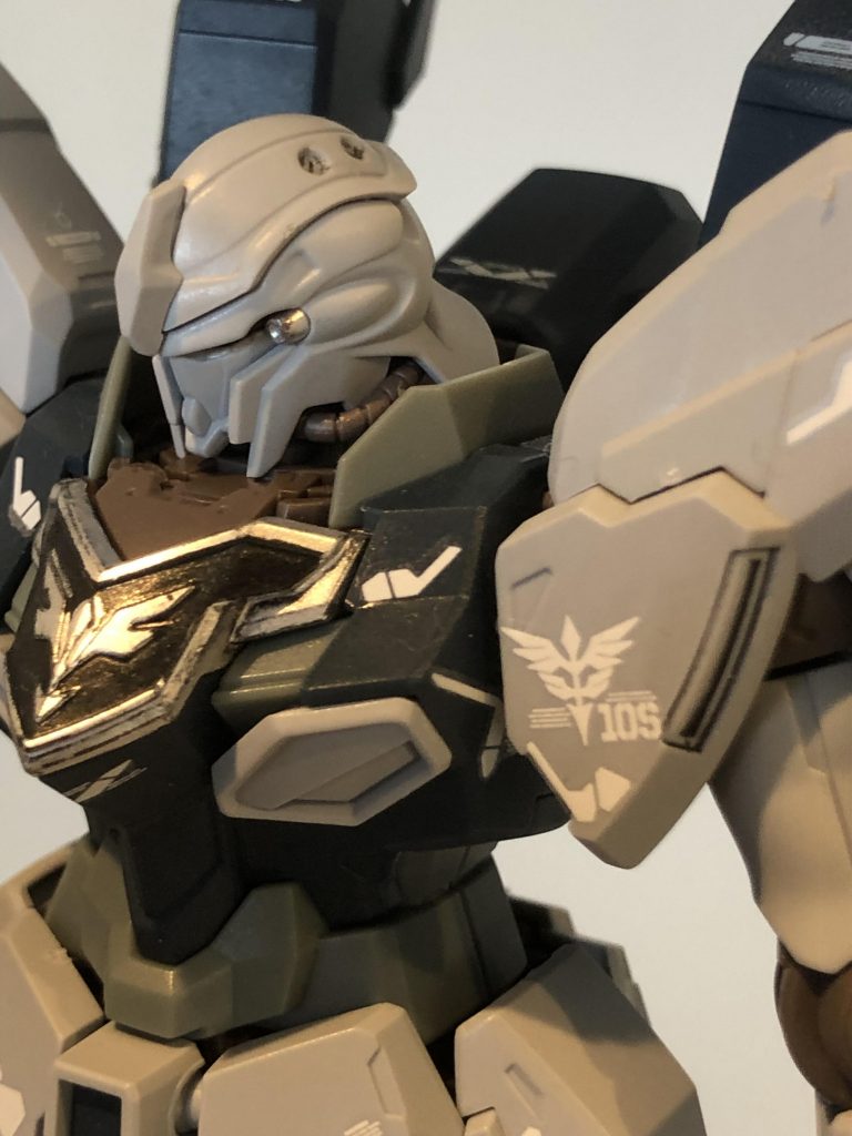 バルカンを銀メッキ風に塗装しましたが、写真だと微妙ですね...