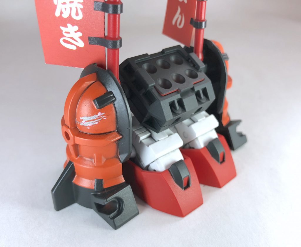 またウチのモビルたこ焼き機にはアレンジとして肩鎧に桜の文様が入ってます