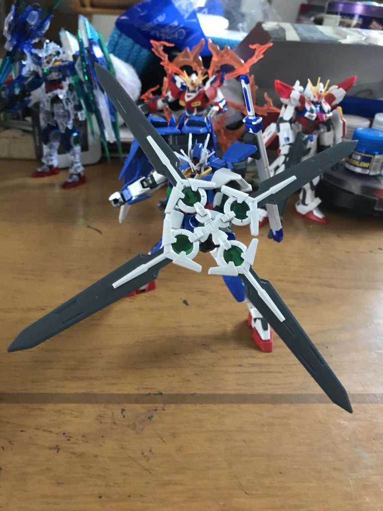 ダイバーソードを4つ付けの巨大手裏剣です!「GNシュリケン   ヒショウ(飛翔)」