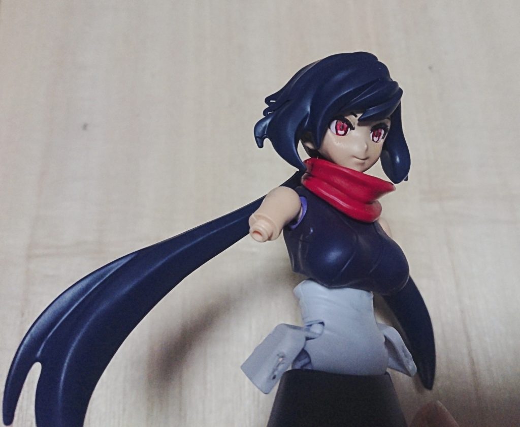 目は細い筆で塗装しました。とても集中力が必要です。