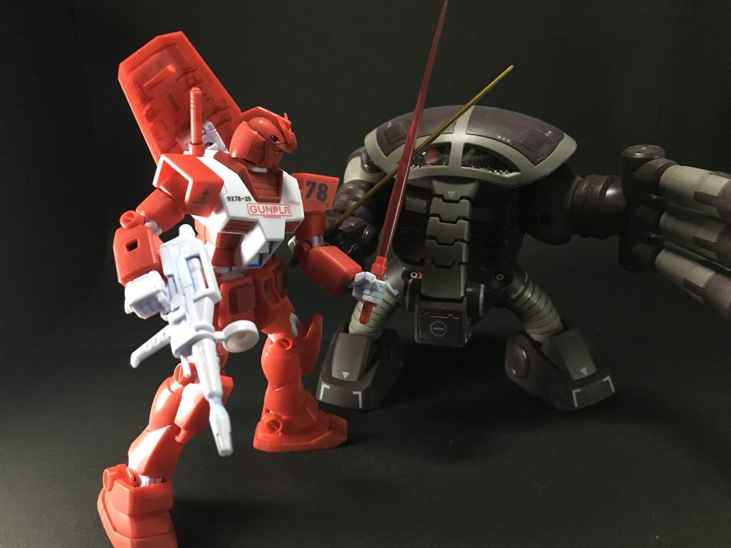 ユニクロ版ガンダムを使って