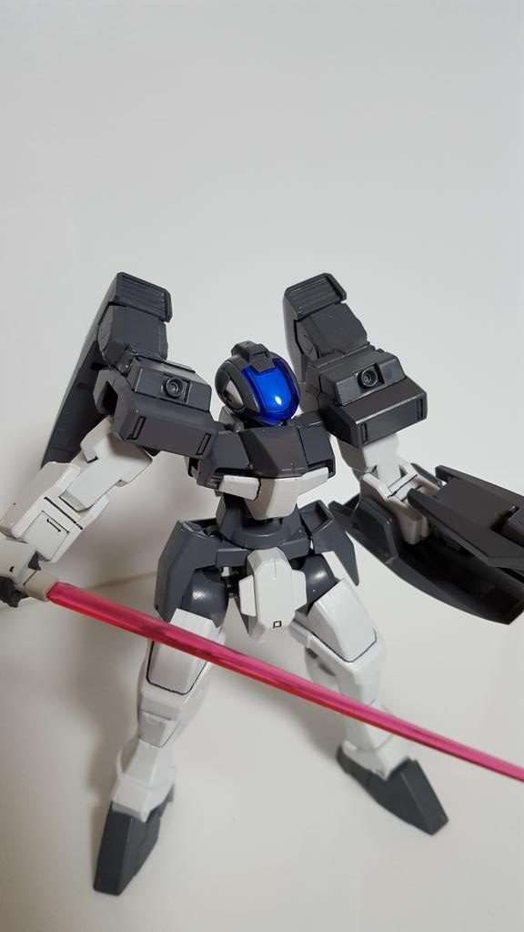 サーベルはクランシェのを使用する形となります。