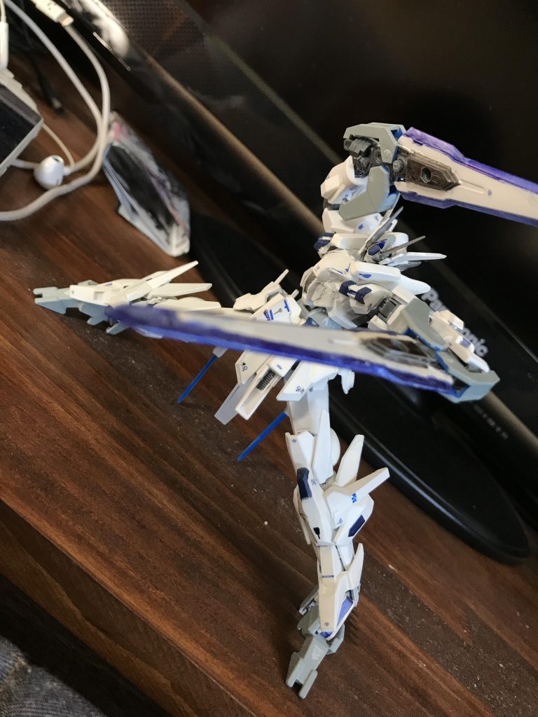 基本エクシリアは二刀流が主武装なのでこの機体にも専用の剣を造りました( ￣ω ￣ )(簡単な造り( 'ω')⚔ﾆﾎﾝﾓｯﾃﾘｬｲｲﾝﾀﾞ!!)