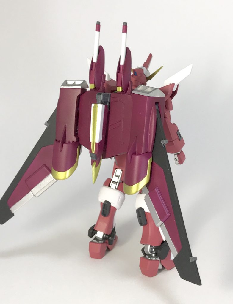 後ろから。
ファトゥム01はかなり大型化しました。