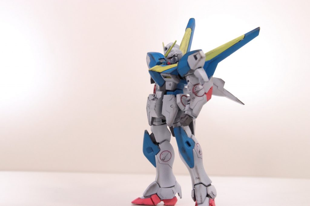 V2本体は最終回仕様なので
汚しでボロボロにしてます