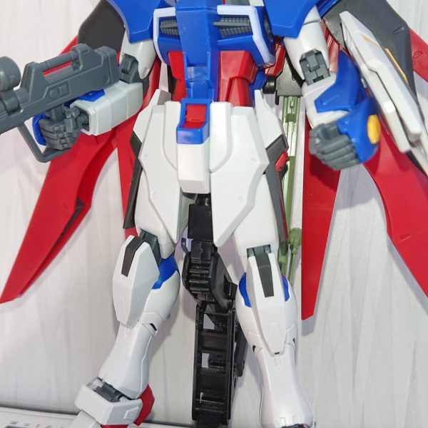 デスティニーガンダム