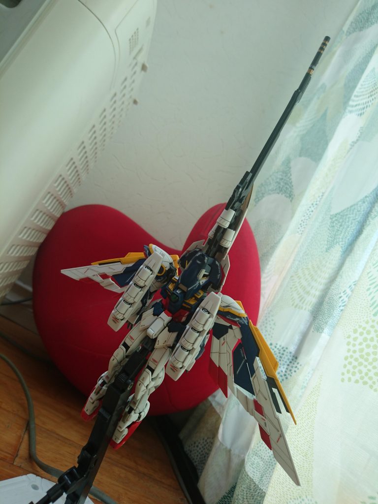 RGウイングガンダム–3枚目/制作者：あむぽん