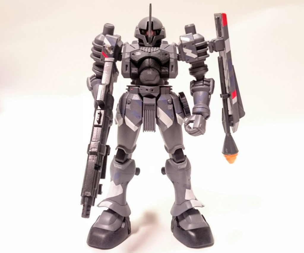 対艦ライフルは組んでる途中の短い状態の方がカッコ良かったので短いまま装備させてます。