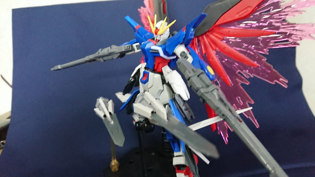 「ソード・ラバーズ」
近接武装のない本機を護衛するための近接ユニット。名前は2つ→2人→恋人!
と製作中に思ったため