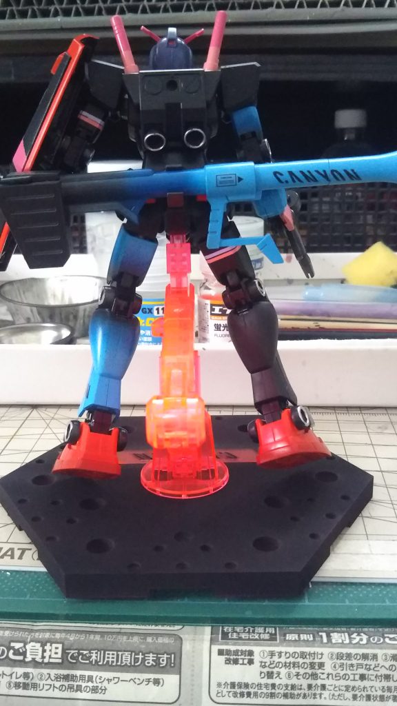 バックショット！左脚、右腕は息子のサイクルジャージイメージで。