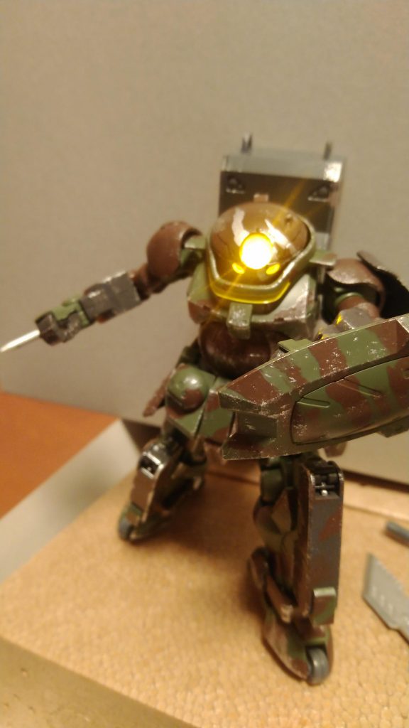 モノアイは光るように改造