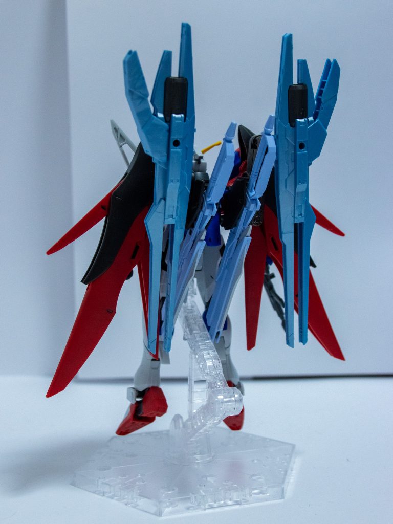 重量は増しているものの、合わせて本体出力の向上もしており
機動力は落ちていない。