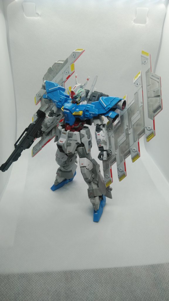 プラモとは関係ありませんが、今回から撮影用のブースボックスを使用し撮影してます。しかしカメラが相変わらず携帯カメラなので効果はイマイチでした…。