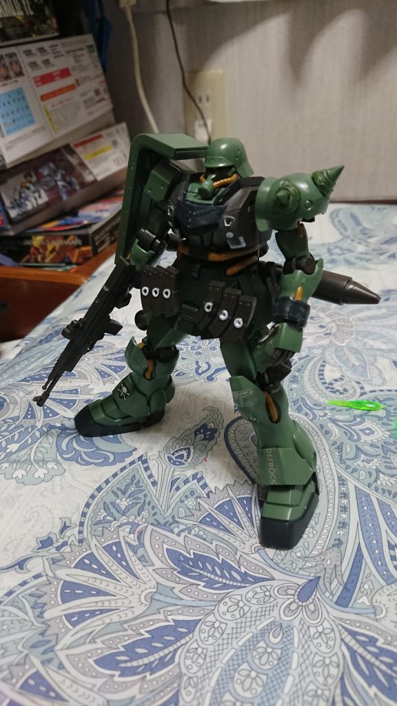 ザクII後継機のコンペは、ハイザックの勝利。ザクIII涙目………
マラサイに近いギラドーガに対して、ギラズールは、ハイザックに近いデザインやな。