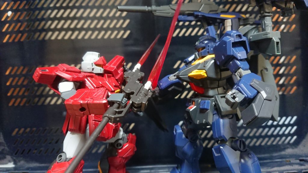 「目ェ覚ませクソガキ!このままじゃ本当に機体システムに「喰われ」ちまうぞ!!」
「ジオンに属する者!スペースノイドに味方する者は全て滅ぼす!滅ぼしてやるゥゥゥ!!」
激突するジムとジム。
そして………。