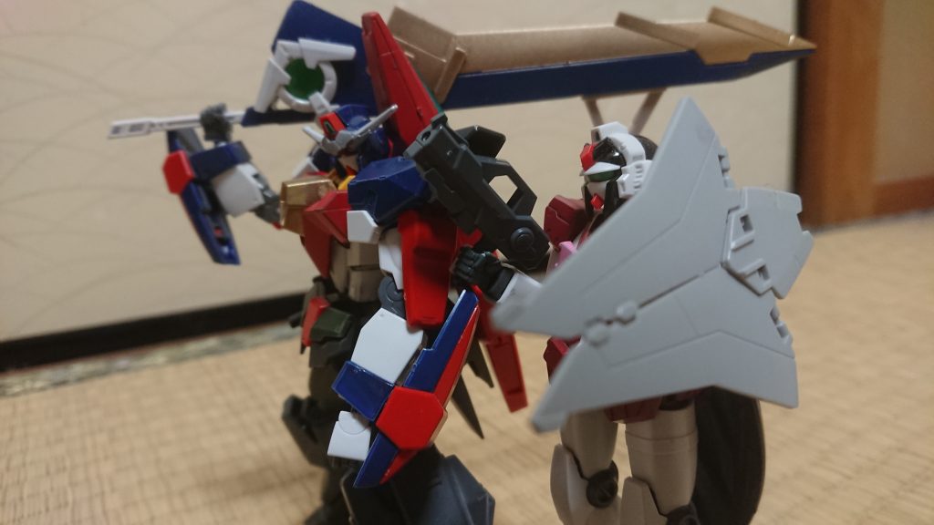 強敵アルヴァアロンレオーネは敗れ去った。
だが、プロフェッサー・ケツアゴは更なるモビルビーストを送り込んでくるに違いない。
頑張れトライオンΣ!負けるなトライオンΣ!
地球の平和は君の手にかかっている!