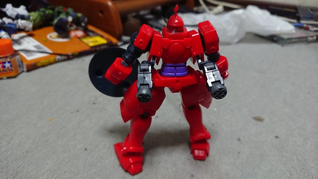 プラネイトディフェンサーはオミットされ、スラスターに変更している。