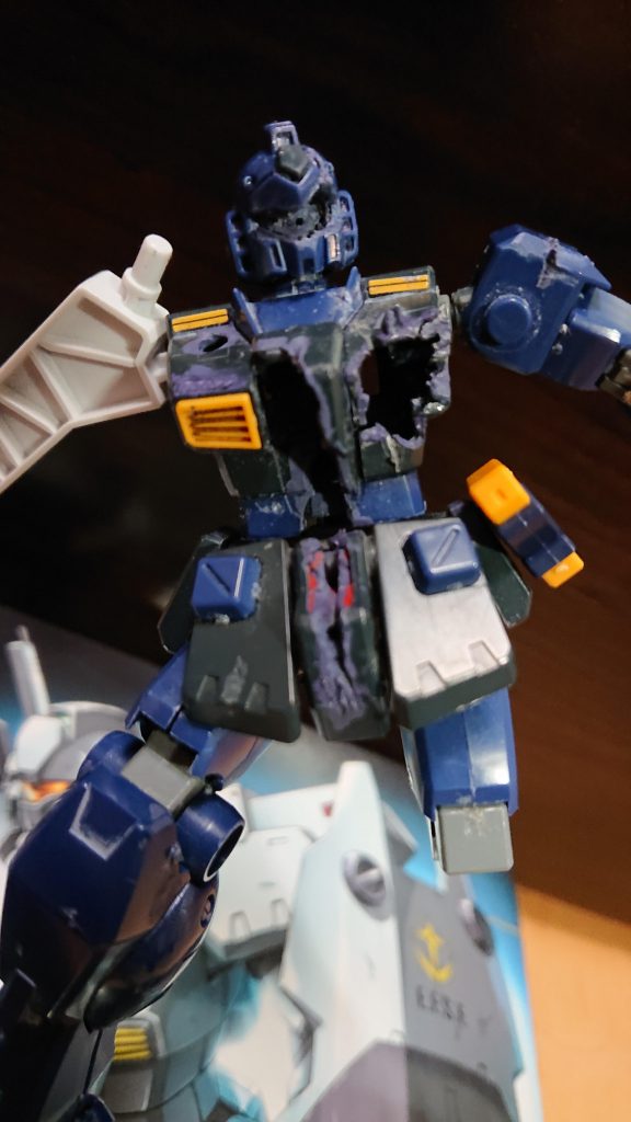 ↑隊長機の胸部をズームアップ