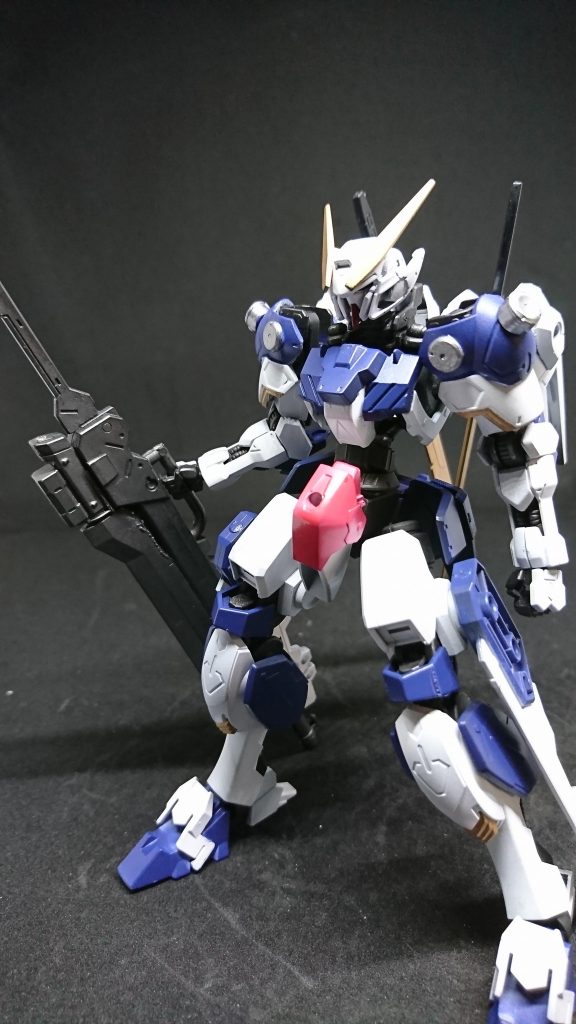 ガンダム・ベルゼビュートの閲覧ありがとうございます(^^ゞ
今回はグレイズフレームとガンダムフレームを使い新規フレームを製作しました現在もう一機制作中なのででき次第また投稿したいと思います
以上カルシウムボンバーでした(。・_・。)ノ