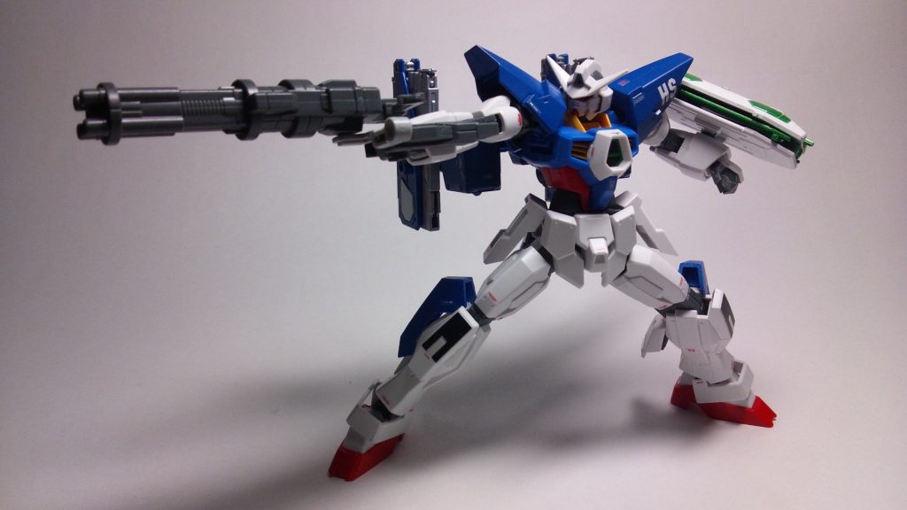 BCシステム
BC(Beam Convert)
ドッズライフルではビームをドリル状に形成させることによって貫通力を増していたように
このシステムでまた違う方向に変換させることによって大規模な威力を得たり破壊的な威力を出力できる。

シグマシスライフルR(ライト)
ドッズライフルのハンドガンモードに接続してパワー変換するシグマシスライフルの簡易版
まだ試作段階であり、威力はあるものの射撃精度が低い,エネルギー消費が大きい等の問題点が多いため、換装を前提にした運用となる。後、AGE-3の開発に受け継がれる。

ビームガトリングR
シグマシスライフルRから換装
破壊的な威力を出すことが出来る
Rはリンフォースの意味