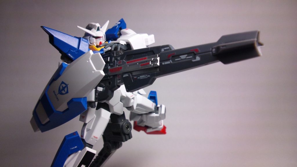 コンプレッションストッズライフル
ビームを圧縮して一気に放出する事によって絶大な威力を発揮し戦艦をも破壊する