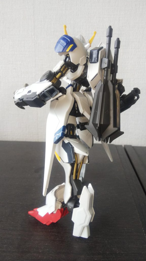 一応背中

ここも戦況によって装備が変わります