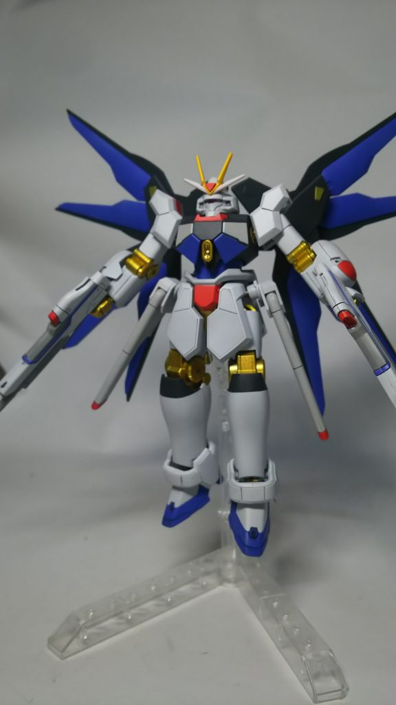 ストフリの特徴の一つの金関節はちょっとこだわってみました。