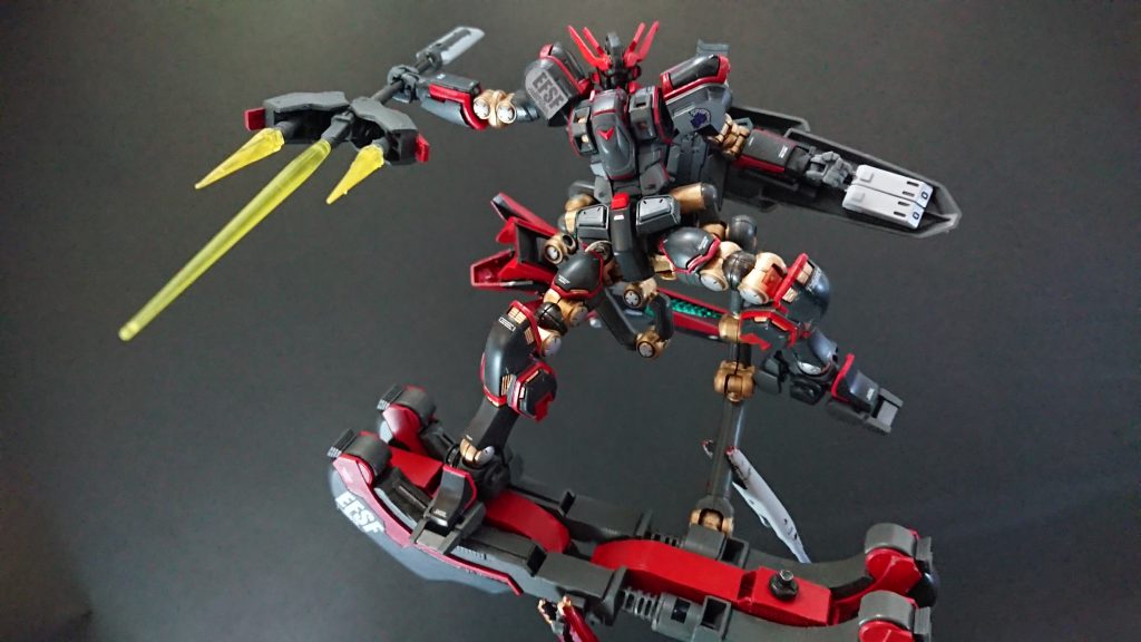 ストーリーとか設定とかいつも考えてないですが、コイツはビアンカとかに乗ってもらってイオと戦場でセッションしてもらいたいなぁなんて