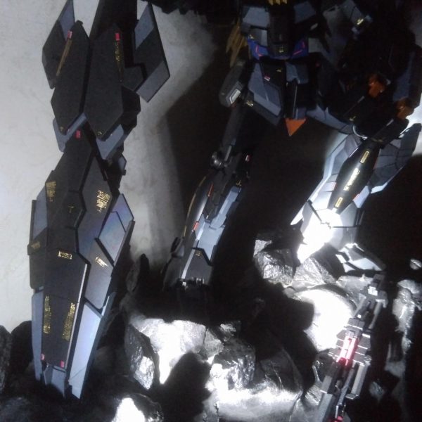 バンシィ～眼光炯々～